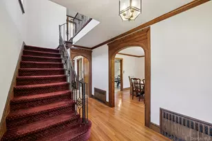 12 Sutton Pl, Rockville Centre, NY 11570 - Photo 4