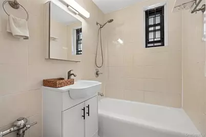 86-04 Grand Ave #2D, Elmhurst, NY 11373 - Photo 8