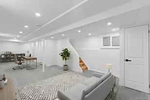 148-01 133rd Ave, Jamaica, NY 11436 - Photo 14