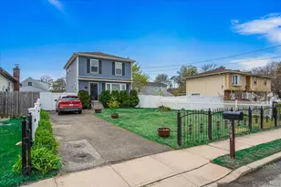 144 Washington Ave, Wheatley Heights, NY 11798 - Photo 2