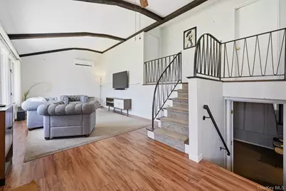 23 Glenwood Lane, Huntington, NY 11743 - Photo 6