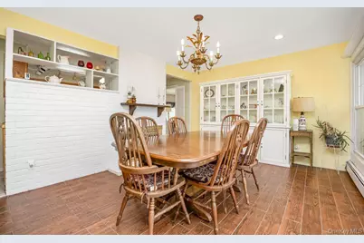 95 Elm Drive N, Levittown, NY 11756 - Photo 10