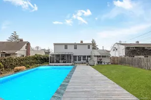 95 Elm Dr N, Levittown, NY 11756 - Photo 24