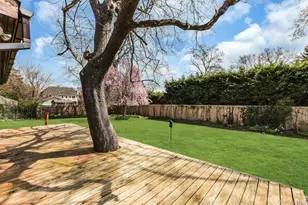 8 Adelphi St, Islip, NY 11751 - Photo 30