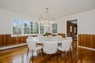 4 Springwood Path, Syosset, NY 11791 - Photo 8