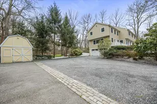 4 Springwood Path, Syosset, NY 11791 - Photo 46