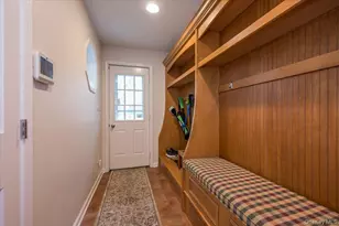 4 Springwood Path, Syosset, NY 11791 - Photo 32