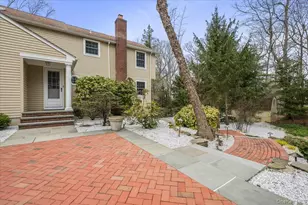 4 Springwood Path, Syosset, NY 11791 - Photo 36