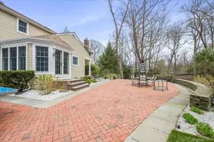 4 Springwood Path, Syosset, NY 11791 - Photo 38