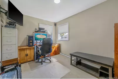 7 Hollywood Drive, Shirley, NY 11967 - Photo 16