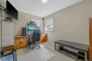 7 Hollywood Dr, Shirley, NY 11967 - Photo 16