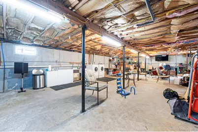 7 Hollywood Drive, Shirley, NY 11967 - Photo 20