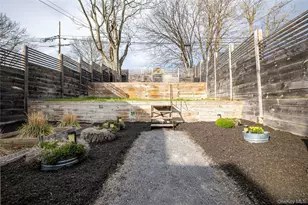 352 Columbia St, Hudson, NY 12534 - Photo 44