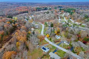 77 Colburn Dr, Poughkeepsie, NY 12603 - Photo 30