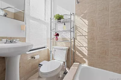 180 Sumpter St, Brooklyn, NY 11233 - Photo 6