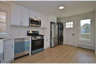 431 4th Street, Mamaroneck, NY 10543 - Photo 8