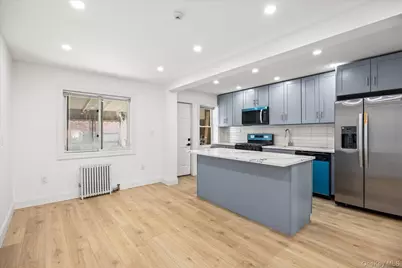 102-39 183 Place, Hollis, NY 11423 - Photo 12