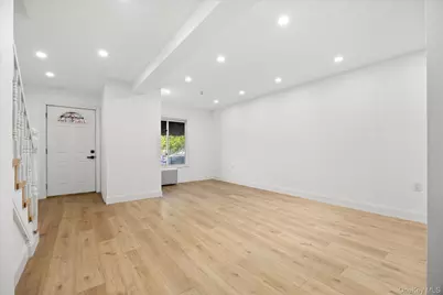 102-39 183 Place, Hollis, NY 11423 - Photo 6