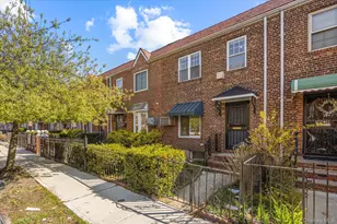 102-39 183 Pl, Hollis, NY 11423 - Photo 1