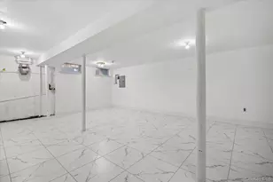 102-39 183 Pl, Hollis, NY 11423 - Photo 26