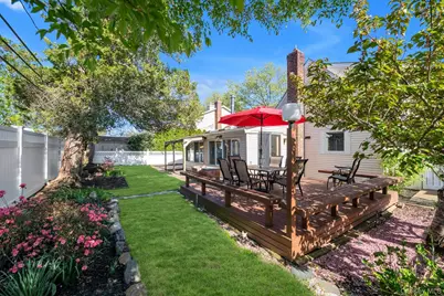 65 Patton Boulevard, New Hyde Park, NY 11040 - Photo 22
