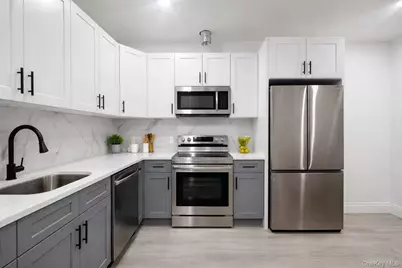 9209 88th Avenue, Woodhaven, NY 11421 - Photo 2