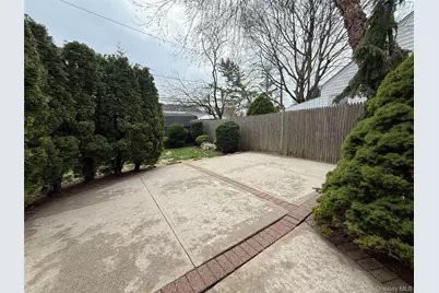 1009 Huckleberry Road, North Bellmore, NY 11710 - Photo 24