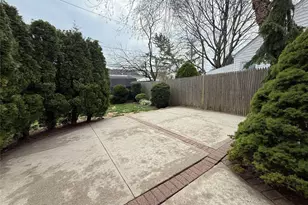 1009 Huckleberry Rd, North Bellmore, NY 11710 - Photo 24