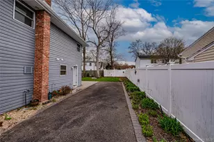 36 Leigh St, Huntington, NY 11743 - Photo 28