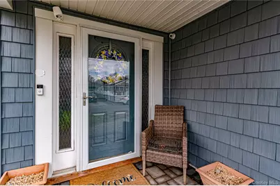 36 Leigh Street, Huntington, NY 11743 - Photo 4