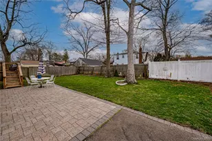 36 Leigh St, Huntington, NY 11743 - Photo 26