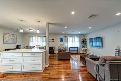 36 Leigh Street, Huntington, NY 11743 - Photo 6