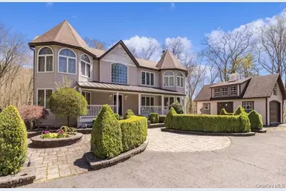 12 Hawk Mountain Drive, Sparrow Bush, NY 12780 - Photo 2