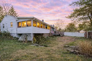 23 Westwood Dr, Newburgh, NY 12550 - Photo 2