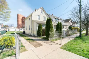 6 Linden Ave, Hempstead, NY 11550 - Photo 2