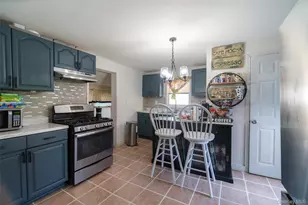 6 Linden Ave, Hempstead, NY 11550 - Photo 12