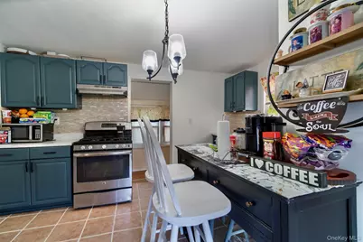 6 Linden Avenue, Hempstead, NY 11550 - Photo 10
