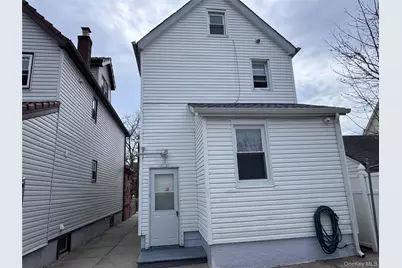 11611 130th Street, Ozone Park, NY 11420 - Photo 4