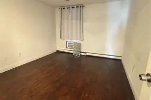 156-49 76th St, Howard Beach, NY 11414 - Photo 8