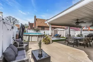 18-08 Murray St, Whitestone, NY 11357 - Photo 24