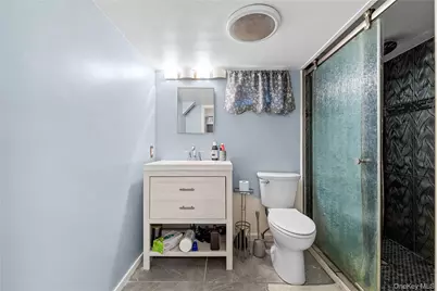 122 Buckingham Road, Yonkers, NY 10701 - Photo 12