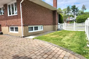 244 Martin Dr, Syosset, NY 11791 - Photo 26