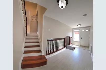 244 Martin Drive, Syosset, NY 11791 - Photo 16