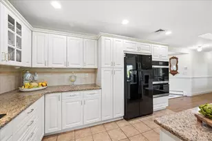 33 King Arthur Ct, New City, NY 10956 - Photo 18