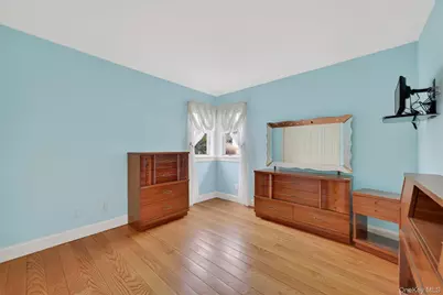 194 Vineyard Avenue, Highland, NY 12528 - Photo 18