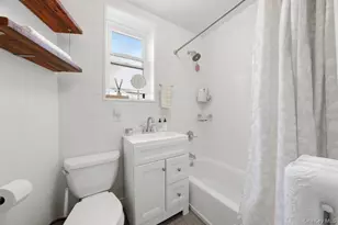 35 S Devoe Ave, Yonkers, NY 10705 - Photo 8
