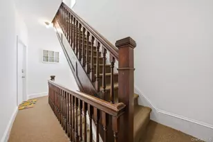 35 S Devoe Ave, Yonkers, NY 10705 - Photo 24