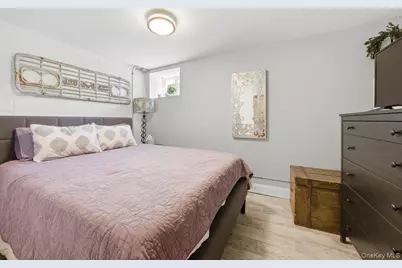 35 S Devoe Avenue, Yonkers, NY 10705 - Photo 16