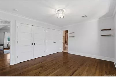 35 Greenwich Avenue, Central Valley, NY 10917 - Photo 8