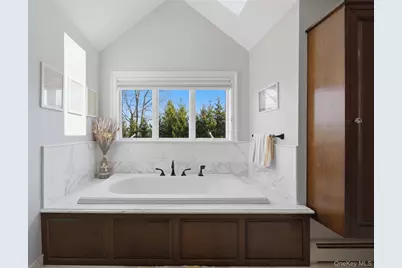 35 Greenwich Avenue, Central Valley, NY 10917 - Photo 14